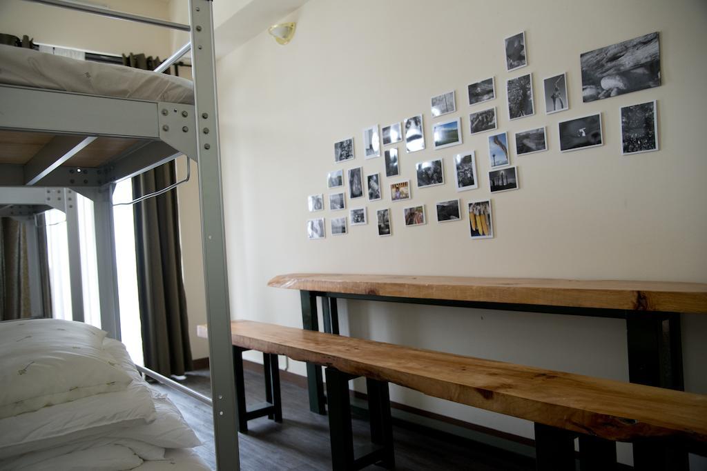 Hope Monkey Backpacker Apartment Taitung ห้อง รูปภาพ